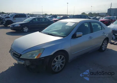 2007 Honda Accord 3.0 Se from USA, damaged, VIN 1HGCM66487A037186
